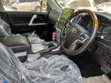 A picture of LANDCRUISER V8
