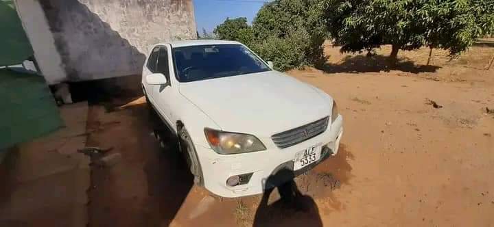 used toyota altezza