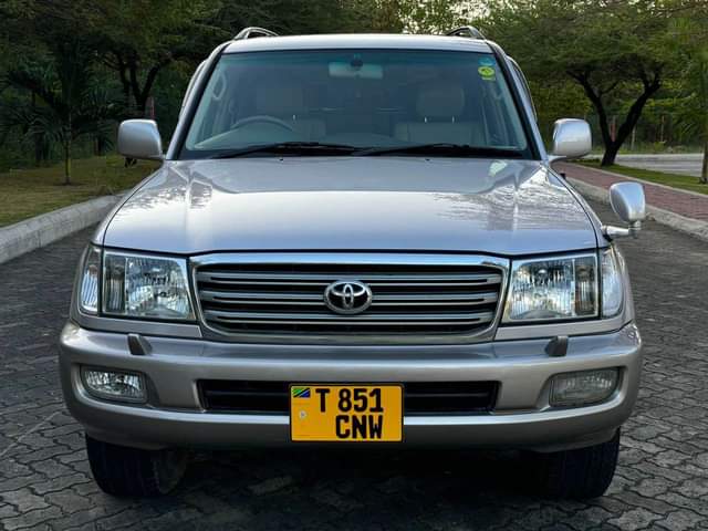 A picture of Lee motors tz