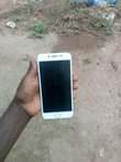 A picture of Vivo y67 mpyaaaaa gb64 ram4 net4g imenyooka 0686820249