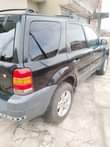 A picture of 2005 Automatic Ford Escape