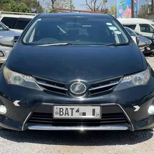 toyota auris