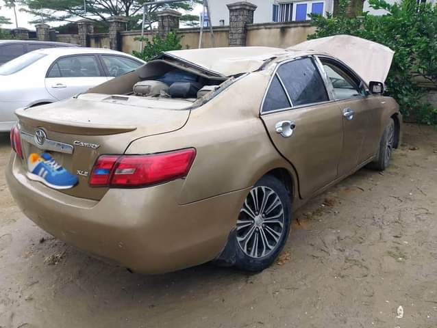 A picture of Toyota Camry Accidented