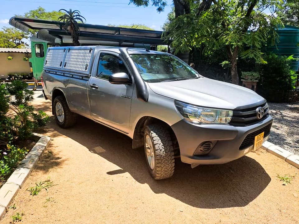 used toyota hilux