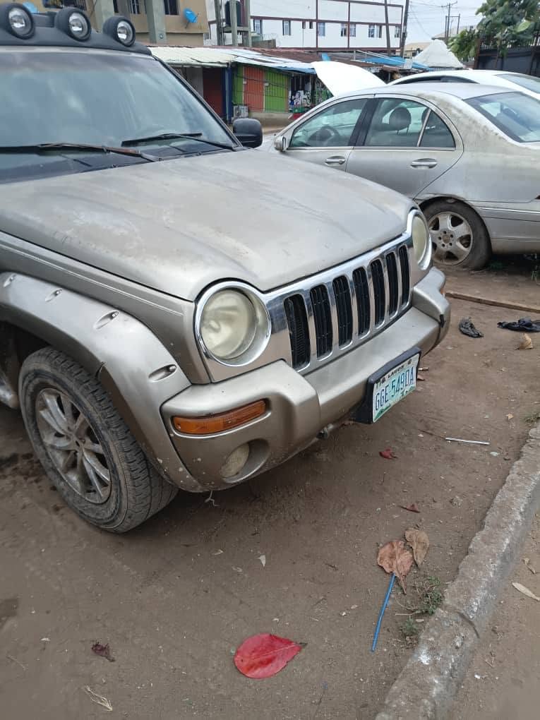 A picture of perfect condition fast deal Liberty jeep
