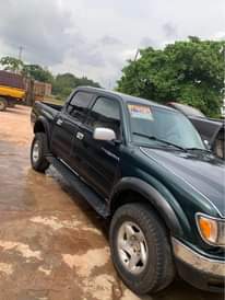 A picture of Toyota Tacoma 07030623059