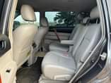 A picture of Registered 2009 Toyota highlander limited with duty N5 5m