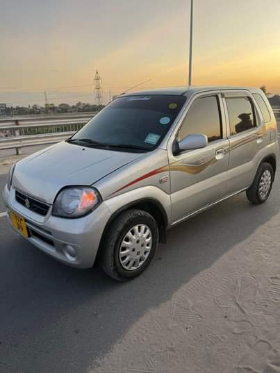 A picture of Suzuki kei full ac inauzwa bei 5.5 tu cm 0686198146