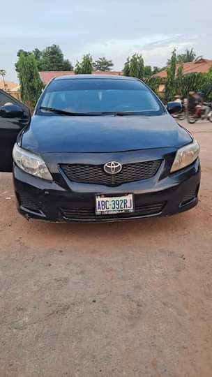 A picture of Toyota Corolla 2009 081333019556