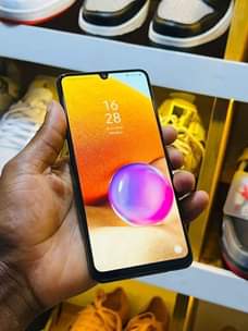 A picture of Samsung A32 128GB