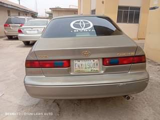 A picture of Toyota Camry 1999