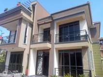 houses kyanja