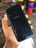 A picture of  SAMSUNG A20S 32GB RAM3 inakaa San na chaji camera