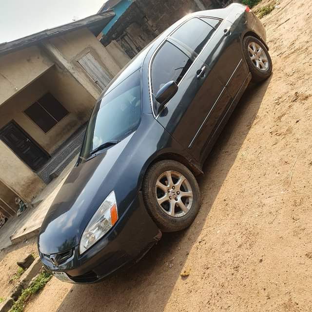 A picture of REGISTERED HONDA ACCORD 2004 FIRSTBODY HAS CLEAN LEATHER SEAT INTERIOR