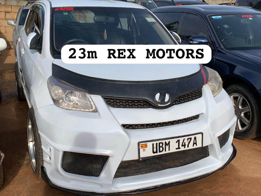 Felex R.