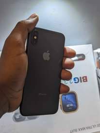 A picture of IPHONE X