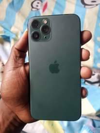 A picture of I phone 11 Pro