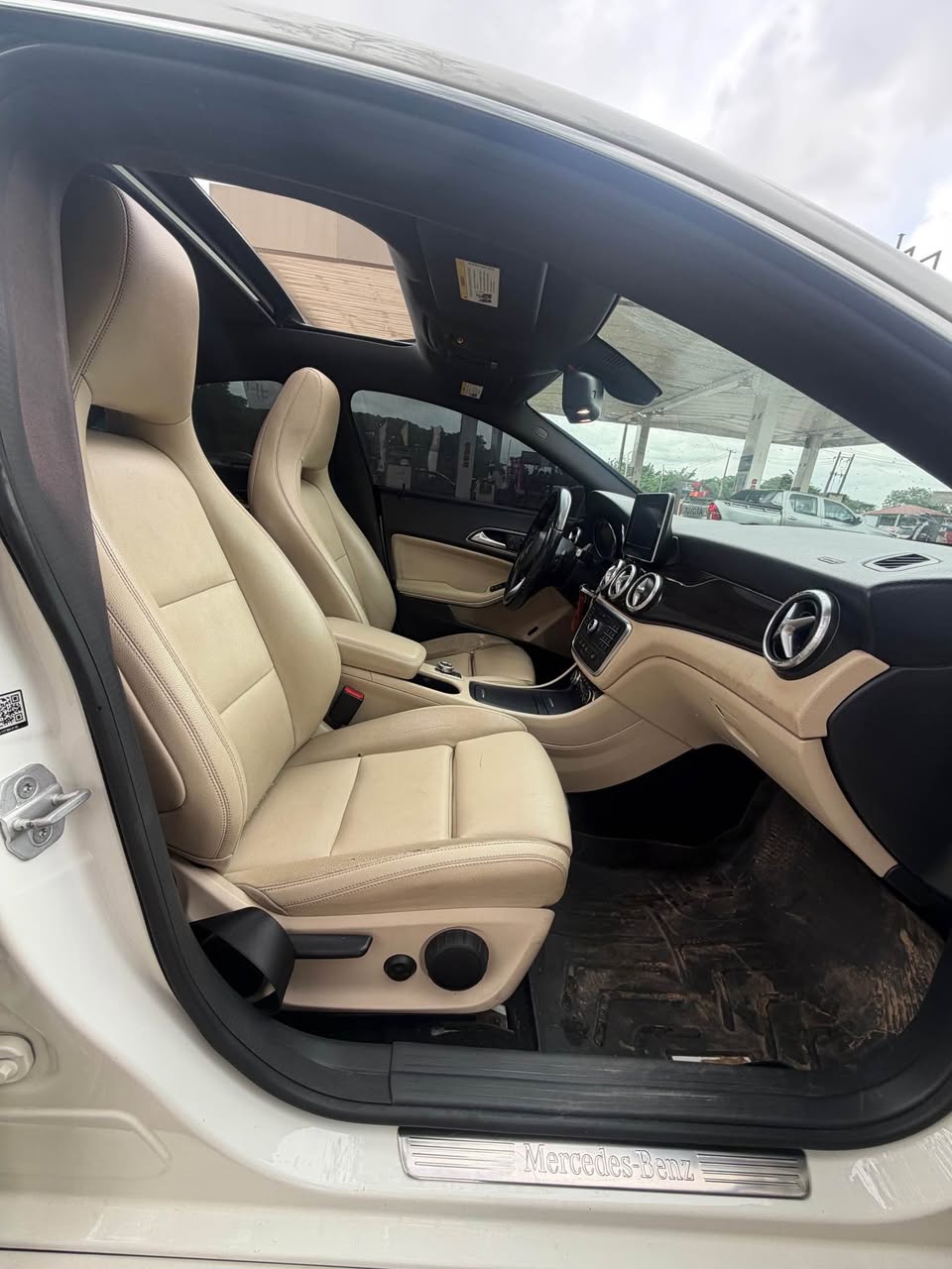 A picture of Awoof foreign used Mercedes Benz CLA250