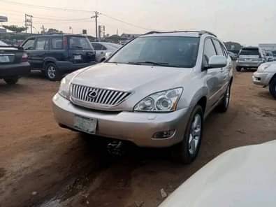 A picture of For sale Slightly used 2006 Lexus RX 330 Full option