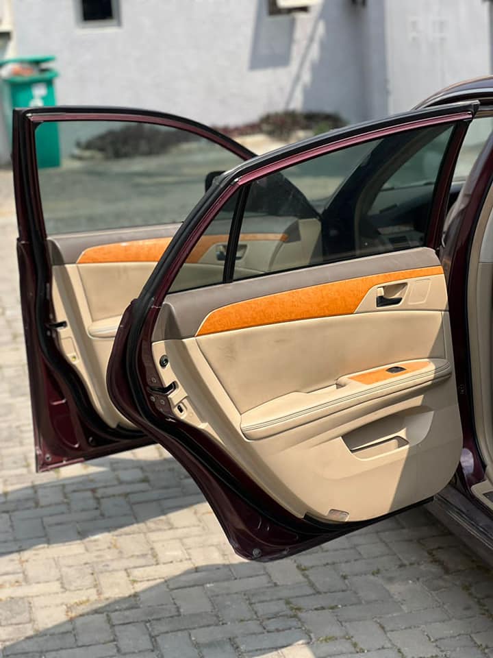 A picture of Toyota Avalon