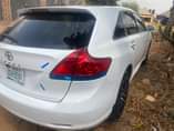 A picture of 2010 11 Toyota Venza