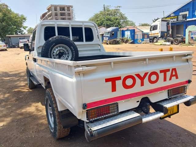 A picture of Toyota Land Cruiser for sale