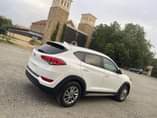 A picture of 2018 HYUNDAI TUCSON