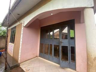A picture of House for at 43m. With 2bedrooms sitting room dinning room.