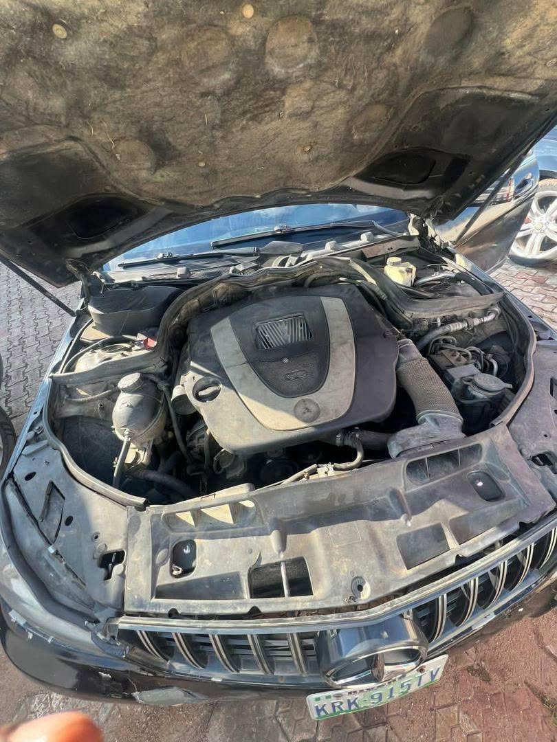 A picture of Mercedes Benz