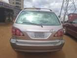 A picture of 100 first body Lexus RX 300 Engine 100 okay Gear