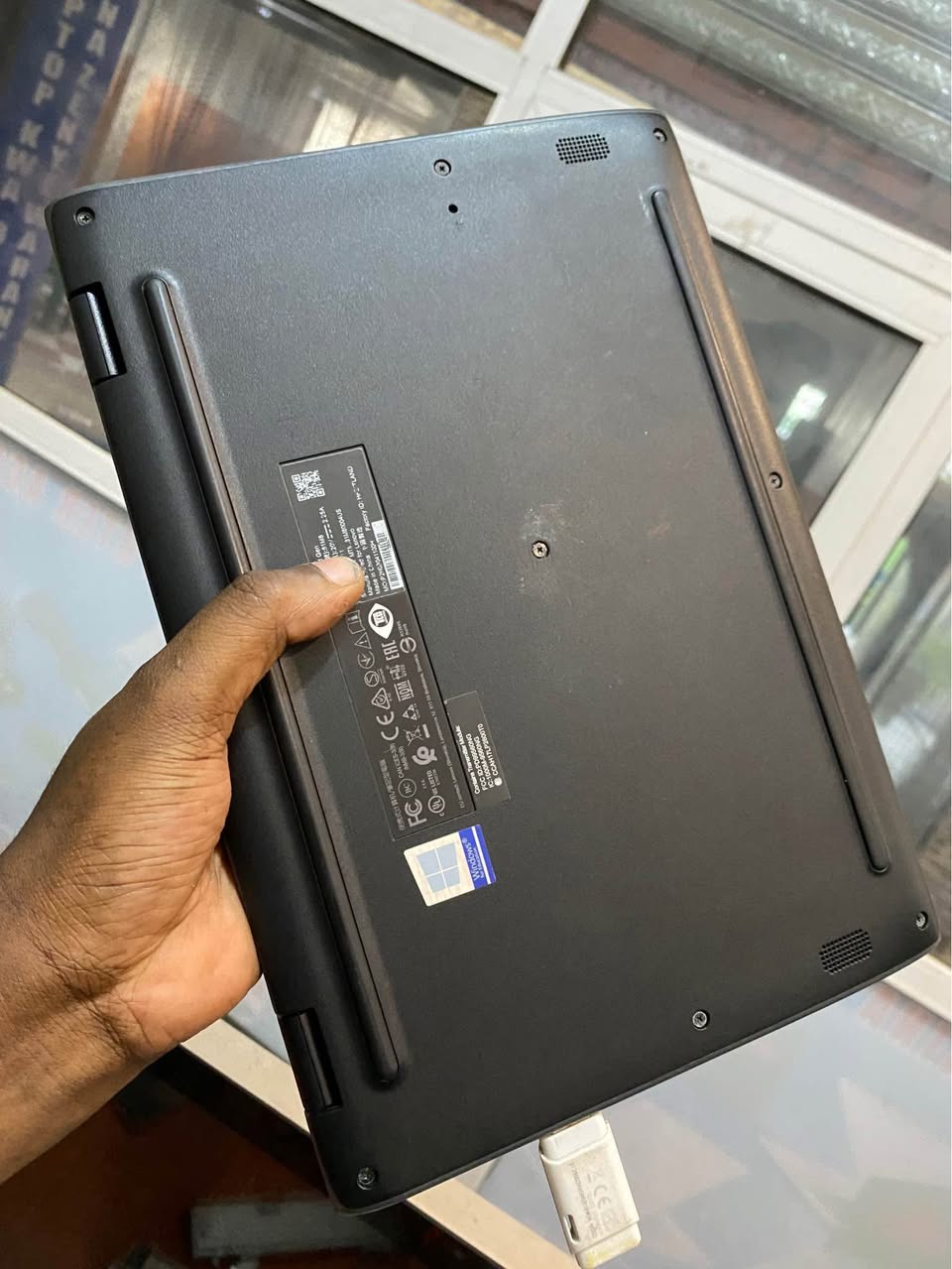 A picture of Lenovo 11e for sale 0774423291