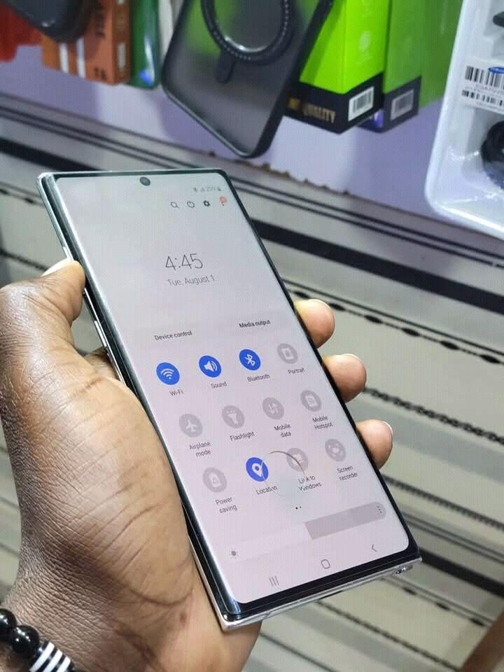 A picture of Samsung Galaxy Note 10plus