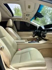 A picture of Quick sale A super clean foreign used lexus ES350 2014