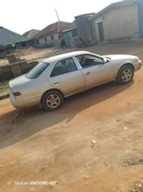 A picture of 1998 Toyota Camry pencil