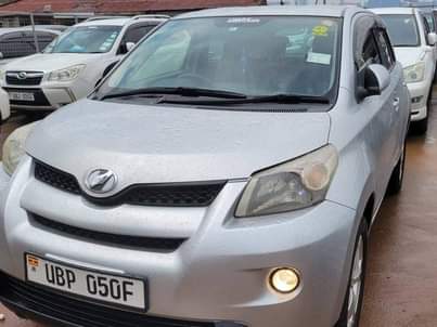 A picture of 2008 Toyota IST 1.5cc