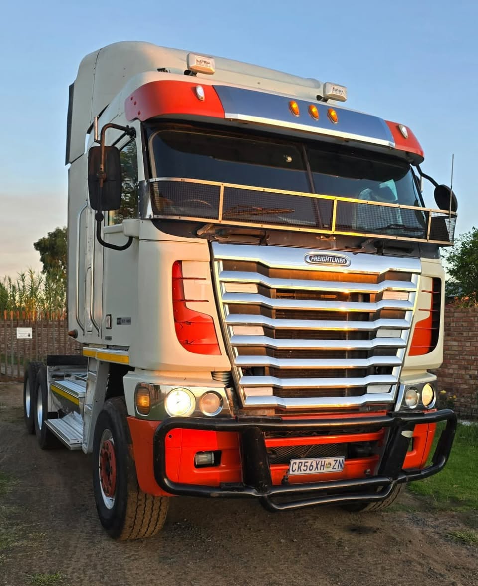 freightliner detroit