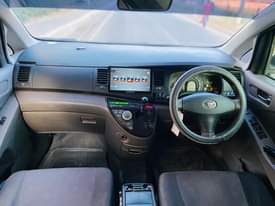 A picture of TOYOTA ISIS