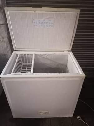 classifieds/fridges