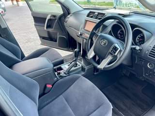 A picture of Land cruiser Prado 150 gari ni mpya price 160m No