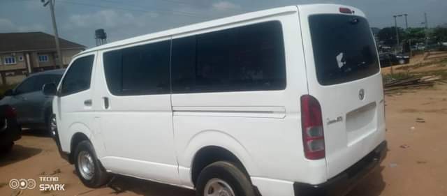 A picture of Toyota Haice bus for sale Clean body and Fresh Interior