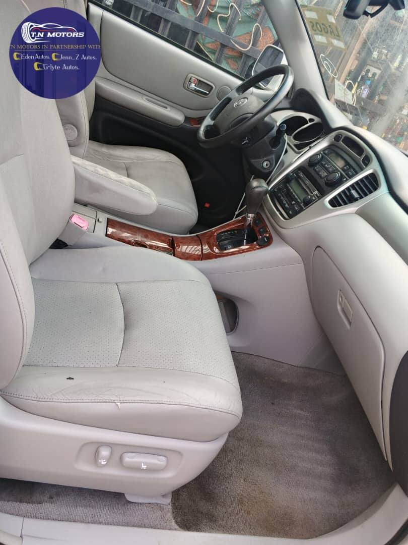 A picture of Tokunbo 2007 Toyota Highlander