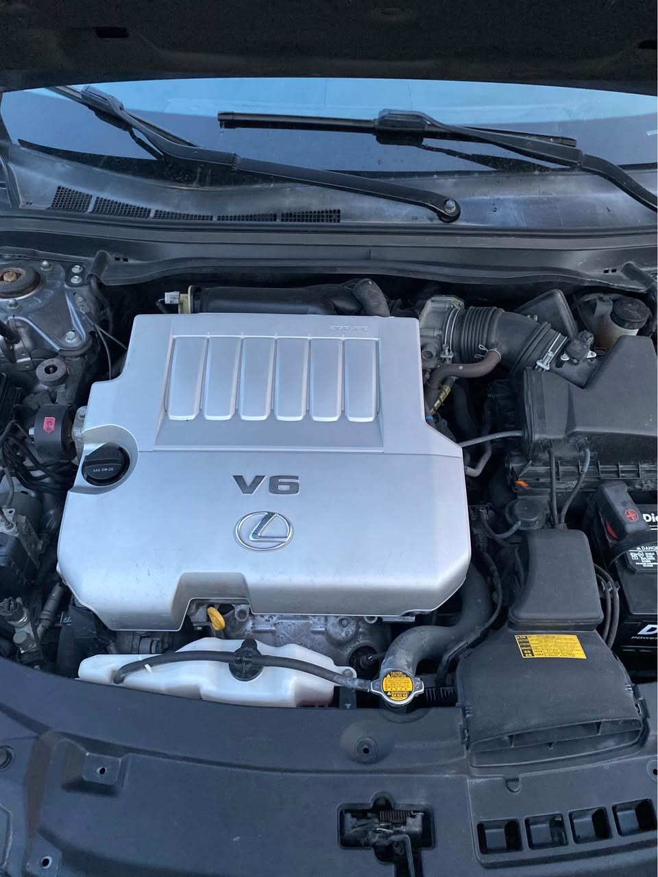 A picture of FOREIGN USED LEXUS ES 350 2015 MODEL