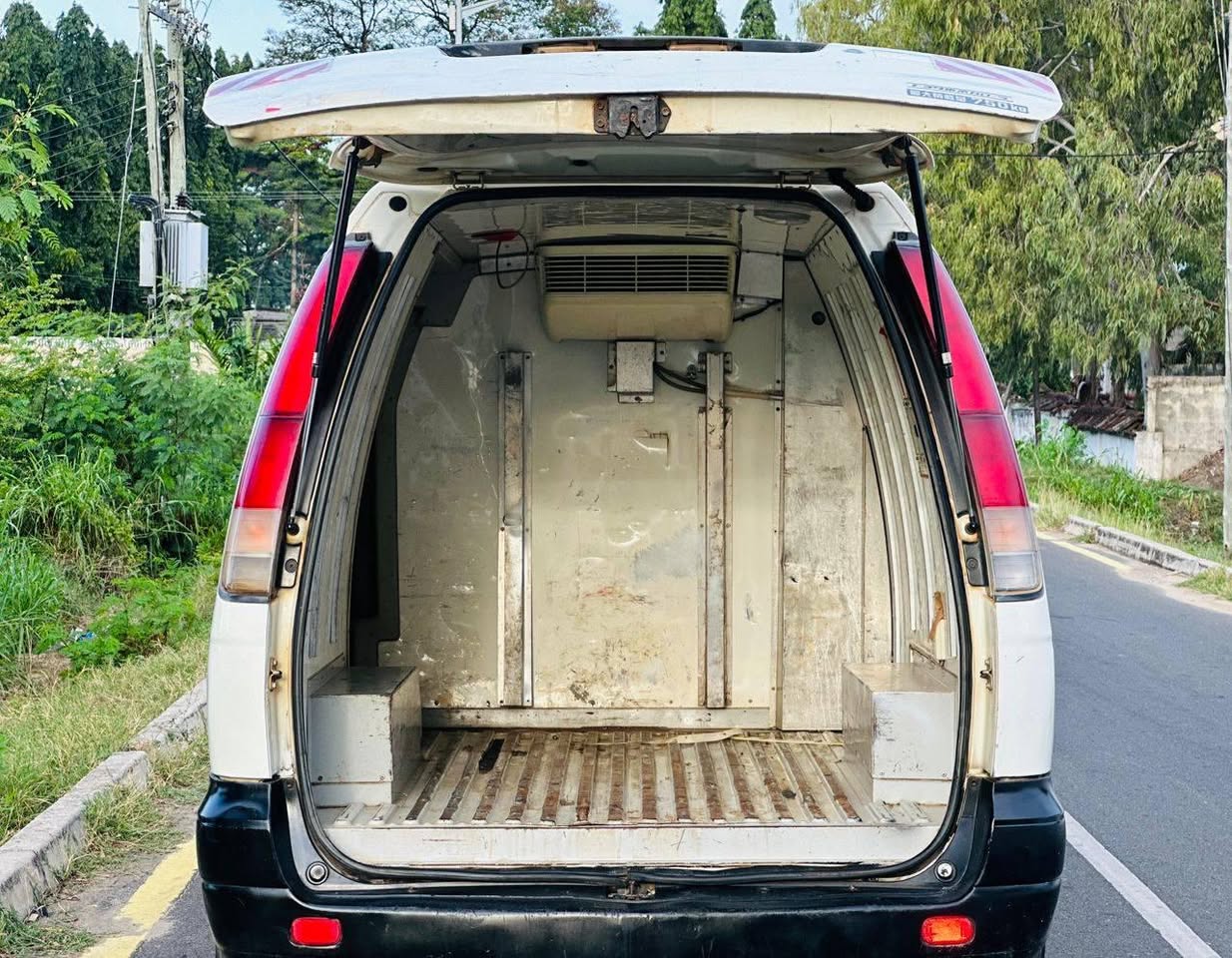 A picture of TOYOTA TOWNACE VAN
