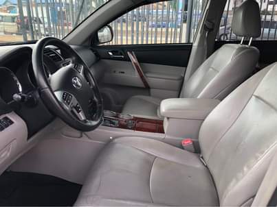 A picture of Distress 2013 Highlander limited