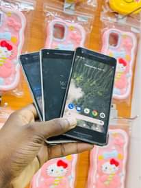 A picture of Google pixel 2 gb64
