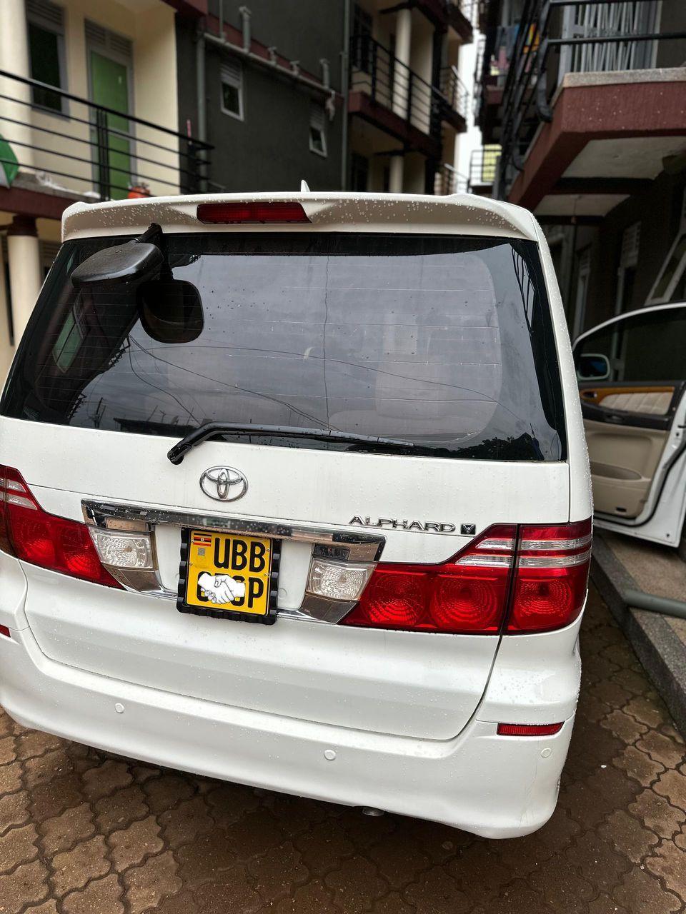 A picture of 2012 Japan toyota