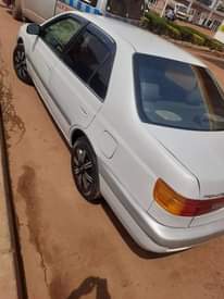 A picture of 1999 Toyota Premio super