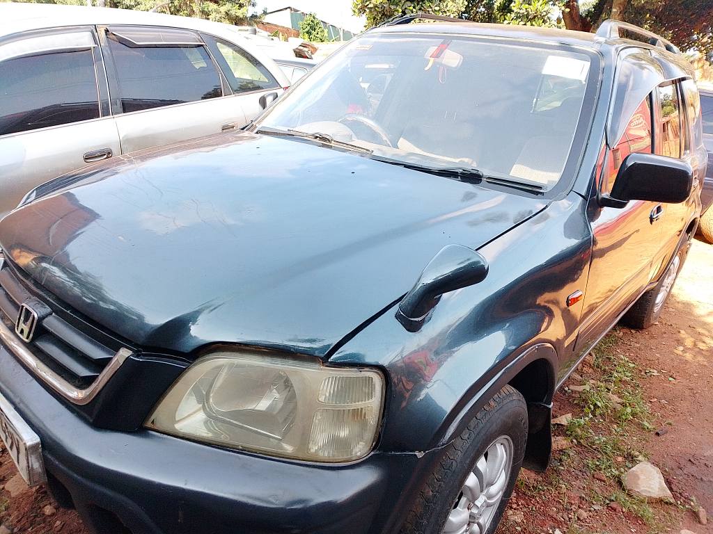 A picture of Honda crv 4.8m TELL 0786.92.82.59