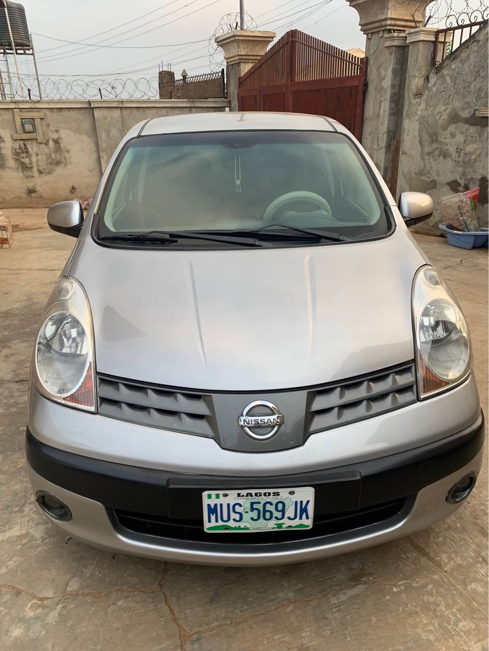 A picture of CLEAN NISSAN NOTE 2008