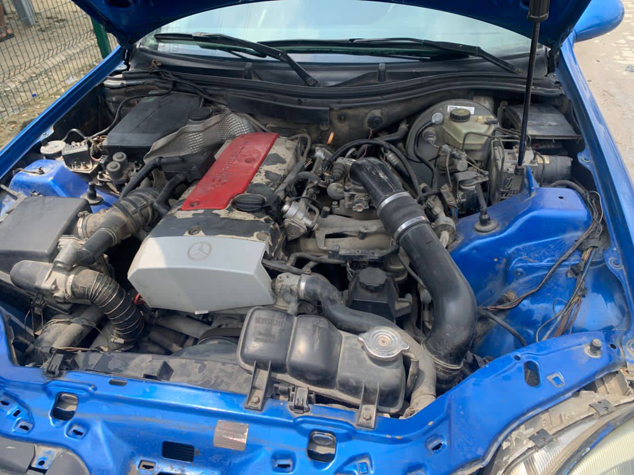 A picture of Mercedes Benz SLK 320...02 03 model